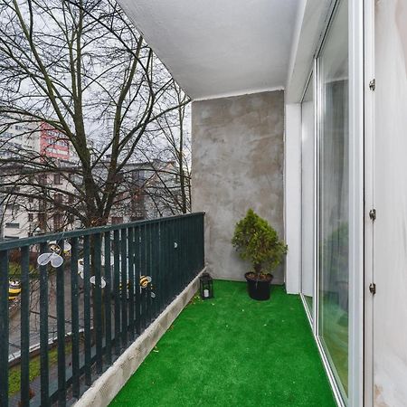 Sunshine Parkside Hideaway - 3 Bedroom - By Upstairs Cracóvia Exterior foto