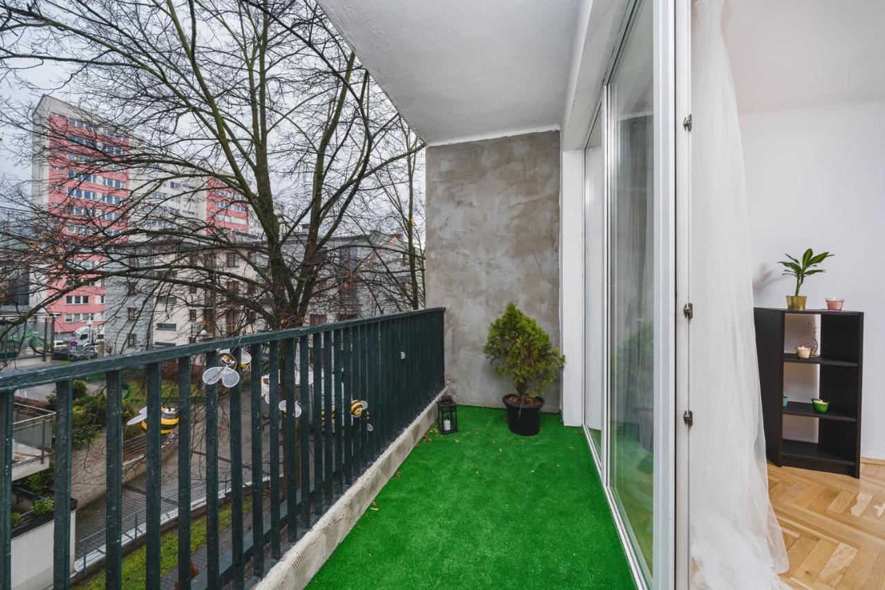 Sunshine Parkside Hideaway - 3 Bedroom - By Upstairs Cracóvia Exterior foto