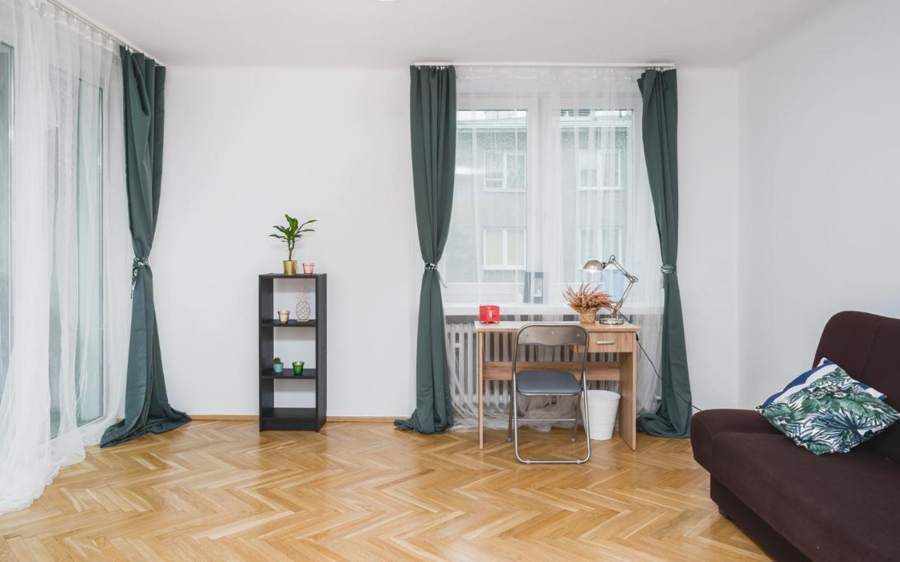 Sunshine Parkside Hideaway - 3 Bedroom - By Upstairs Cracóvia Exterior foto
