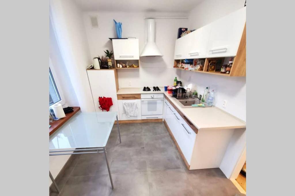 Sunshine Parkside Hideaway - 3 Bedroom - By Upstairs Cracóvia Exterior foto