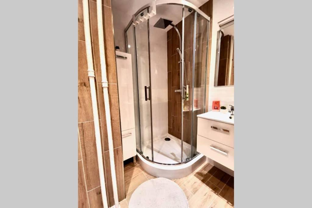 Sunshine Parkside Hideaway - 3 Bedroom - By Upstairs Cracóvia Exterior foto