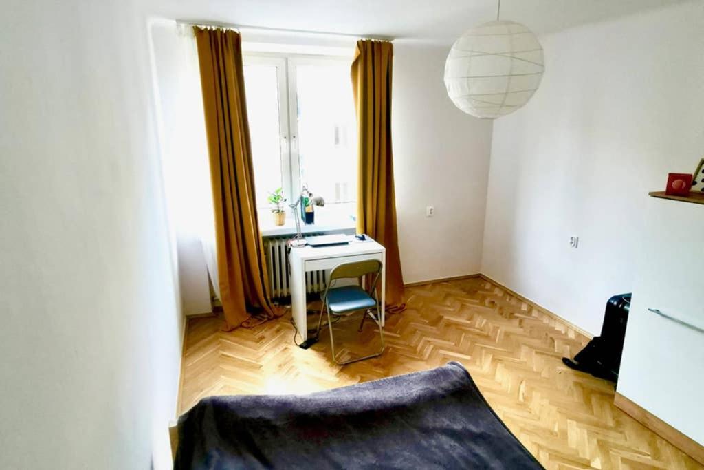 Sunshine Parkside Hideaway - 3 Bedroom - By Upstairs Cracóvia Exterior foto